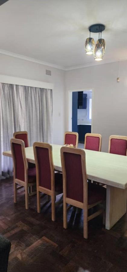 Lovely 3 Bed In Mount Pleasant - 2153 ฮาราเร ภายนอก รูปภาพ